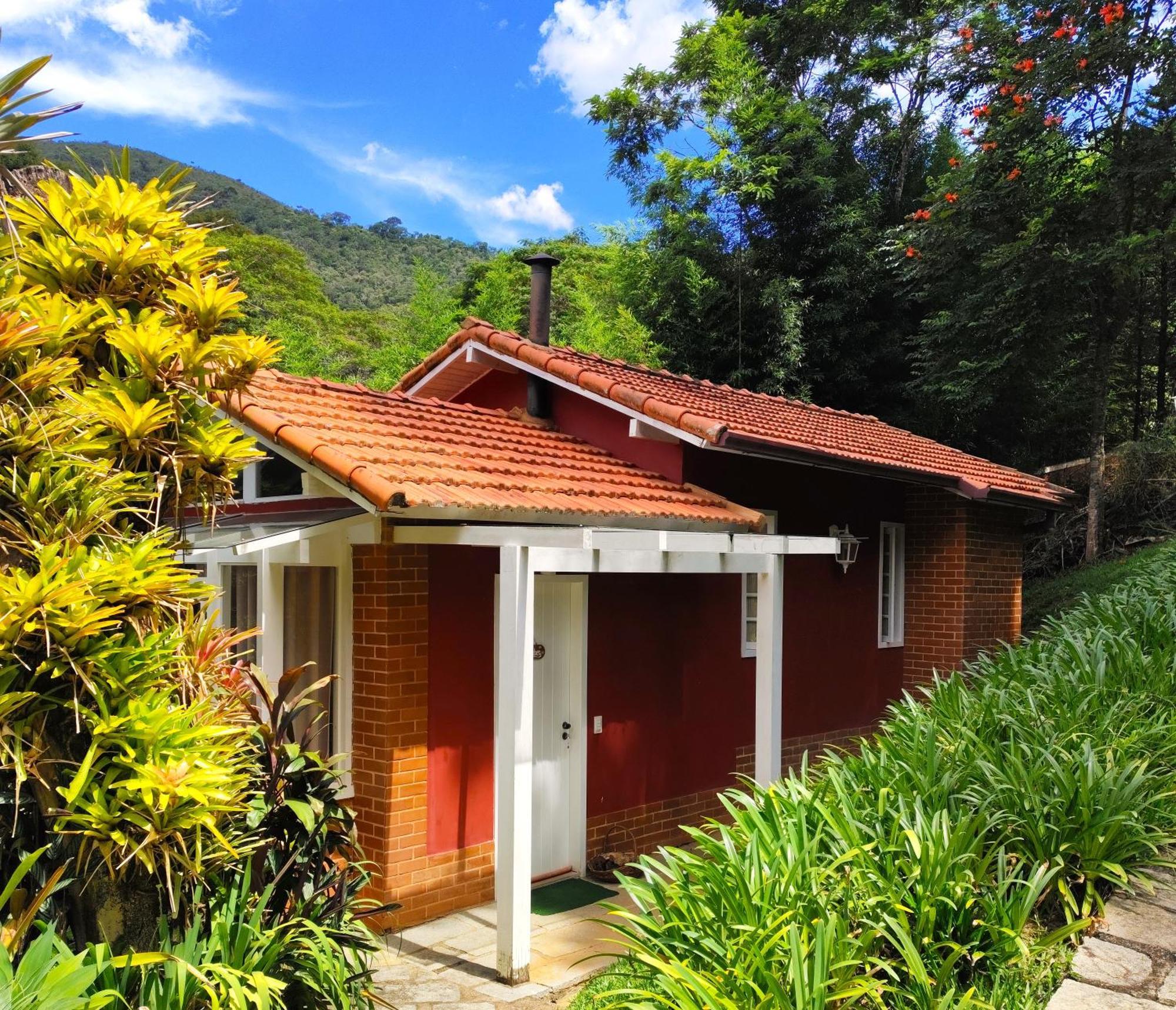 Su Paradise Villa Chales E Suites Correas Oda fotoğraf